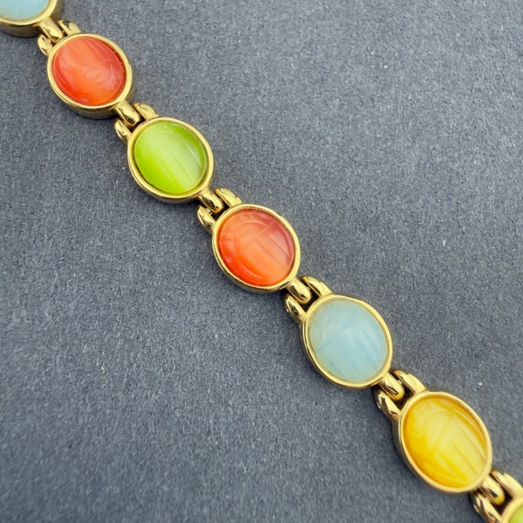Vintage Gold Tone Multi Color Oval Cabochon Scarab Style Link Bracelet Glass - Picture 3 of 9
